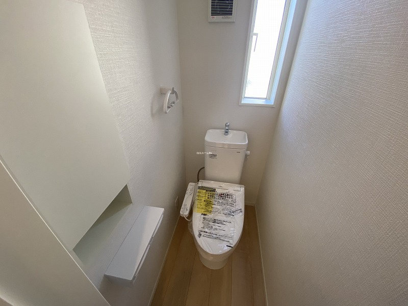 2階温水洗浄トイレ